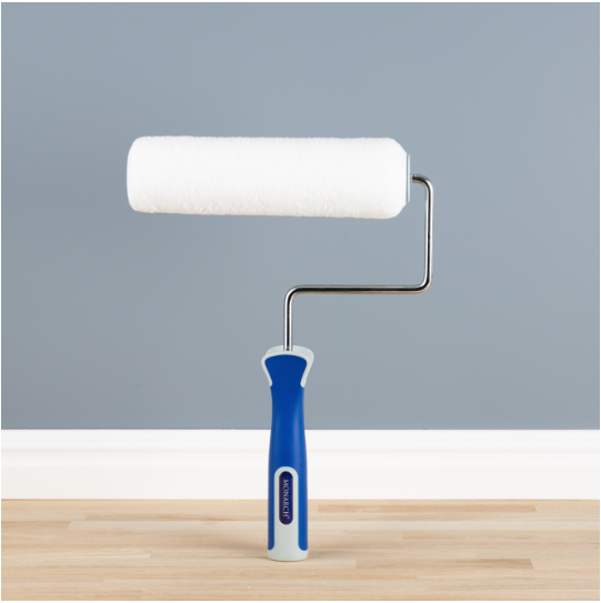 Tips/Colour inspiration/How to properly load a paint roller British